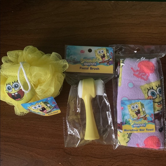 The Smurfs Other - It’s bundle time! NWOT SpongeBob SquarePants Yellow 3pc Bath Set